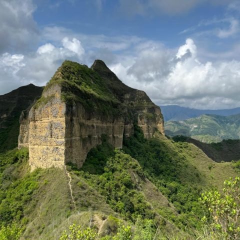 Cerro-Mandango-Vilcabamba-Ecuador